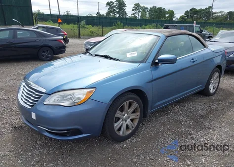 2011 Chrysler 200 Touring из США, поврежденный, VIN 1C3BC2EB6BN563845